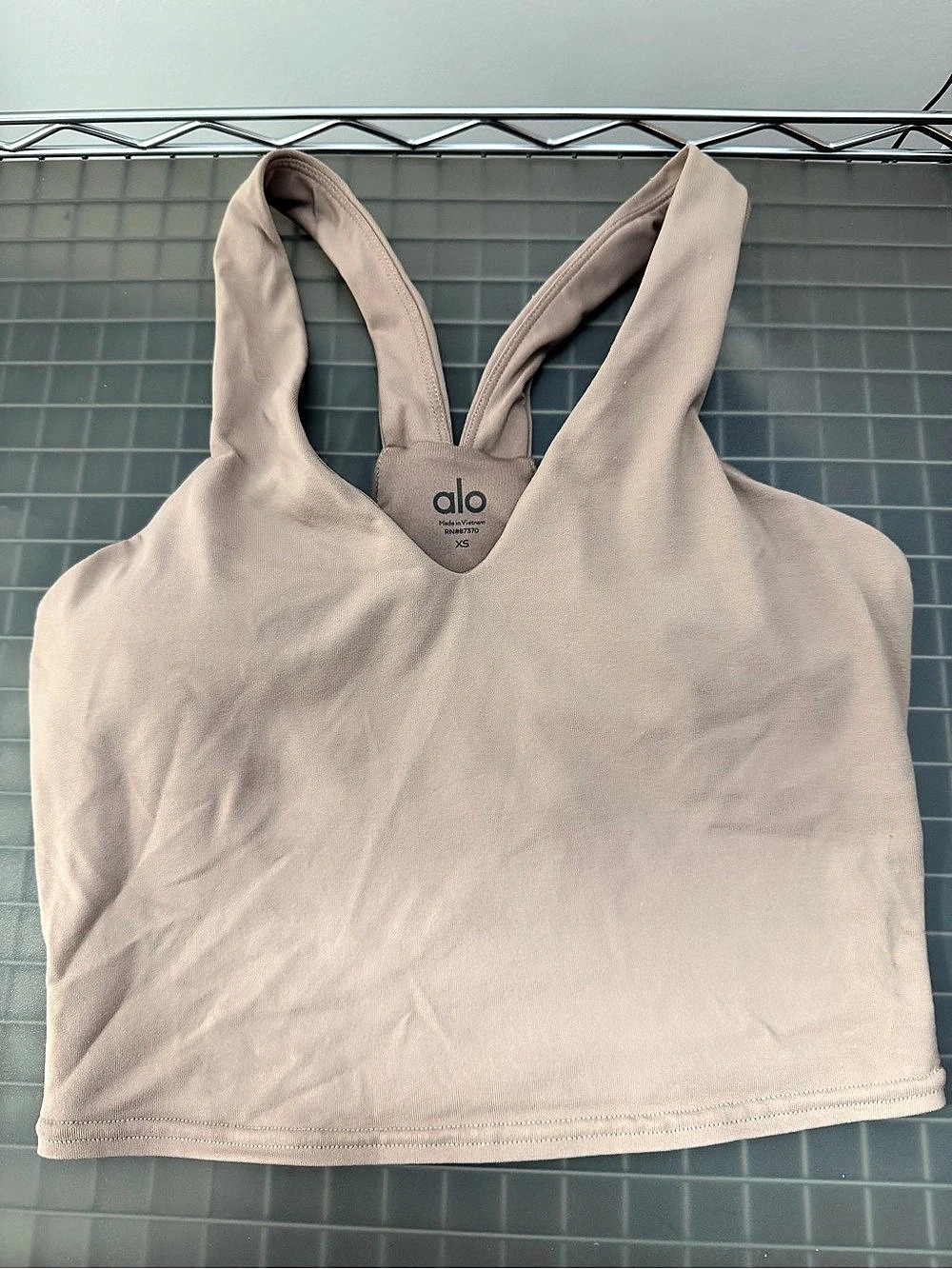 Alo Yoga Airbrush Real Bra Tank – XS – Taupe/Beige